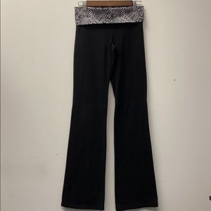 PINK Flare Bottom Yoga Pants Size XS
